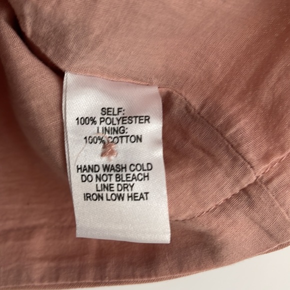 Lulu’s Crop Top - Picture 7 of 11